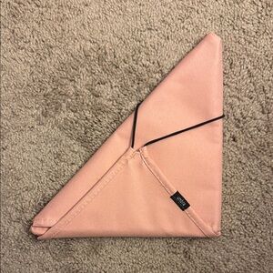 Umbra  Pink folding travel bag